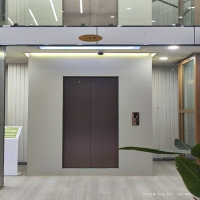 Thang máy nhà không hố toàn cảnh